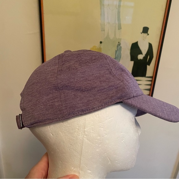 Women’s Under Armour Hat - Picture 6 of 9